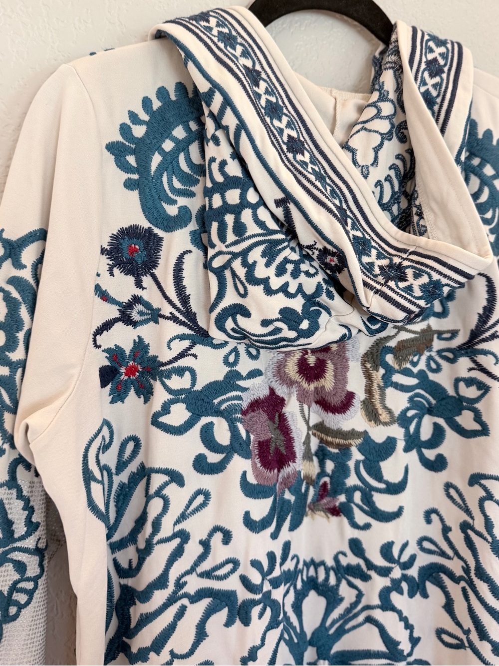 Johnny Was Biya Embroidered Hooded Cardigan — Cream/Blue, Size XL - Picture 8 of 9